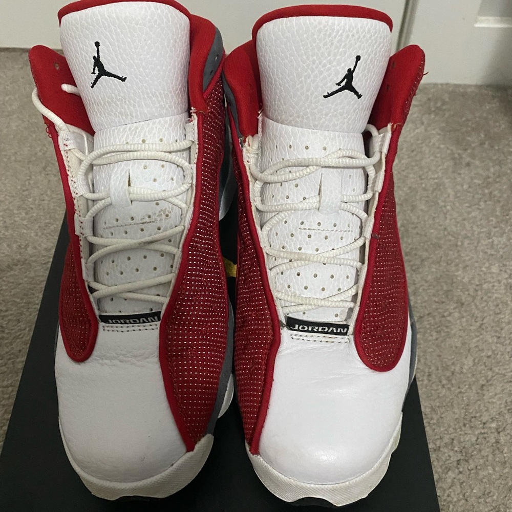 Jordan 1s Red and white